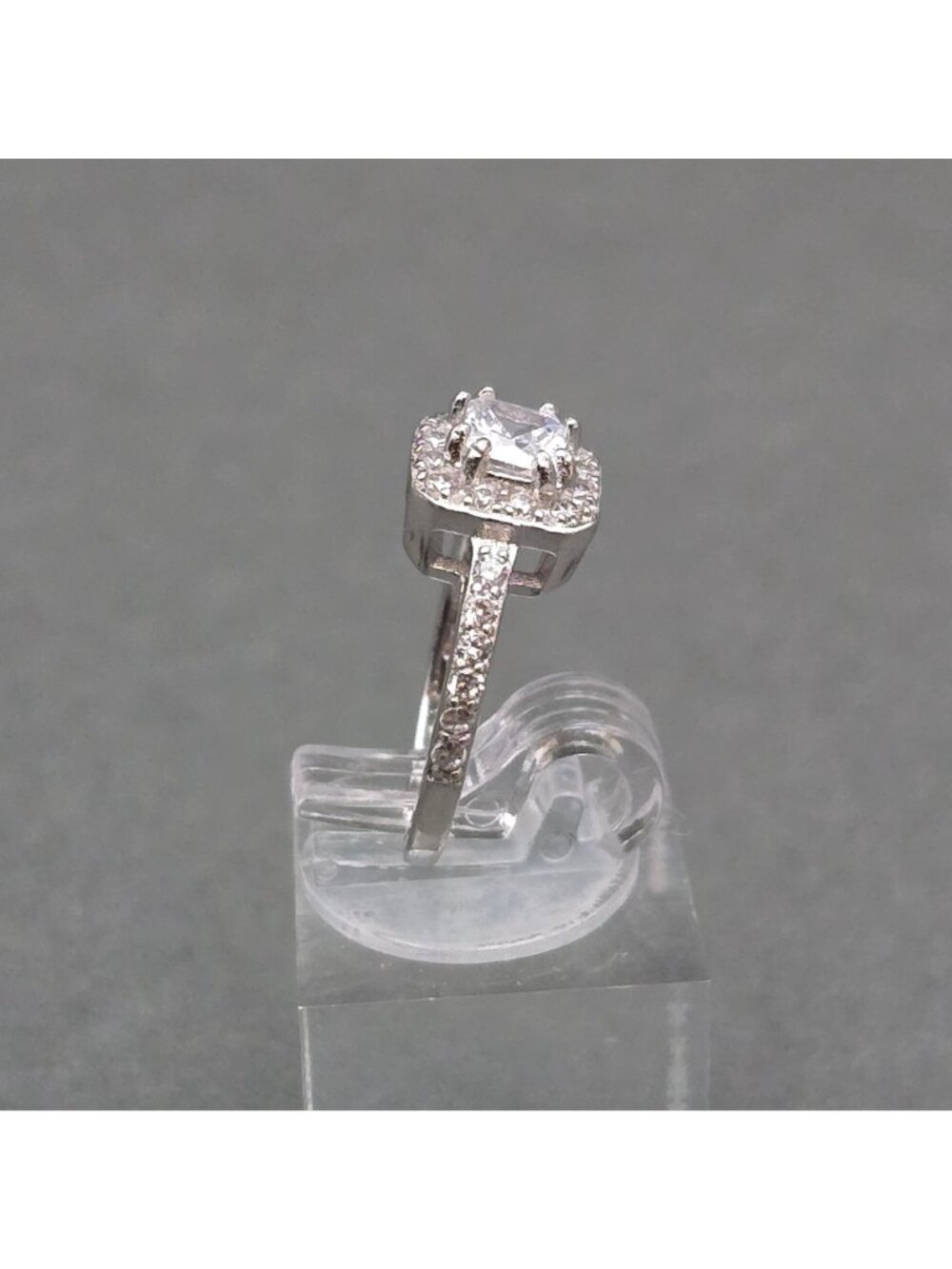 Vintage Sterling Silver Quartz Ring Size 3.5  Cushion Cut Halo Pinky Band - Picture 4 of 11